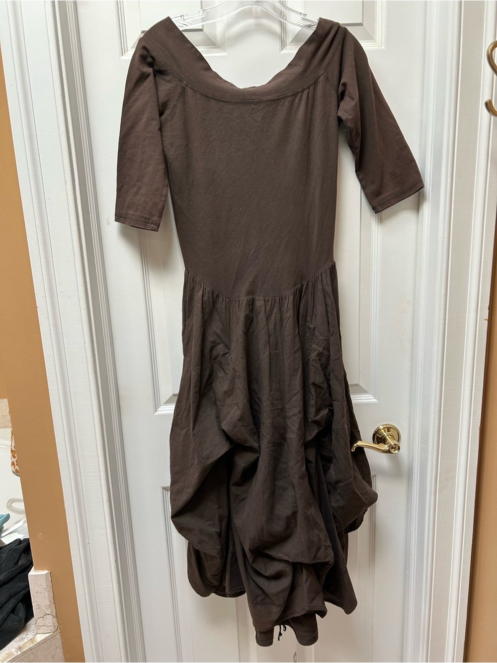 Luna Luz Boatneck Scoop 3/4 Sleeve Gathered Hem Midi Dress - Chocolate Brown